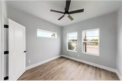 1115 E Oleander Street, Fort Worth, TX 76104 - Photo 20