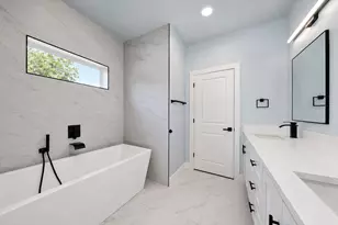 1115 E Oleander St, Fort Worth, TX 76104 - Photo 32