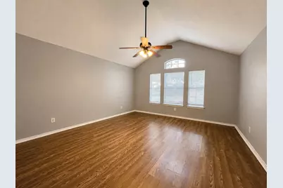 3417 Stanley Avenue, Fort Worth, TX 76110 - Photo 4