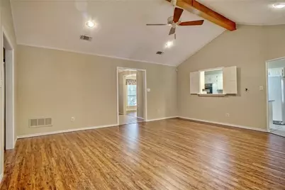 5705 Royal Club Drive, Arlington, TX 76017 - Photo 8