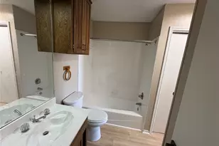 6259 Canyon Cir, Fort Worth, TX 76133 - Photo 12