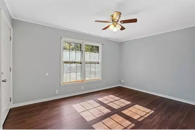 210 W Willingham Street #B, Cleburne, TX 76033 - Photo 4