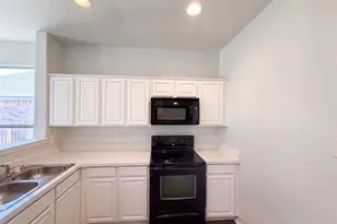 5928 Deck House Rd, Fort Worth, TX 76179 - Photo 2