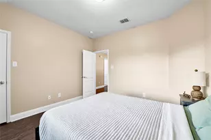 308 Foxbury Dr, Euless, TX 76040 - Photo 12