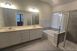 4805 Briarwood Dr, Haltom City, TX 76137 - Photo 10