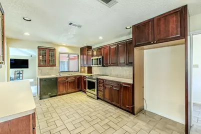 4400 Kingswick Drive, Arlington, TX 76016 - Photo 8