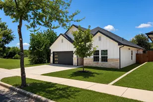 1516 E Humbolt St, Fort Worth, TX 76104 - Photo 2