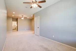 7259 Oak Creeks Ct, Fort Worth, TX 76135 - Photo 32