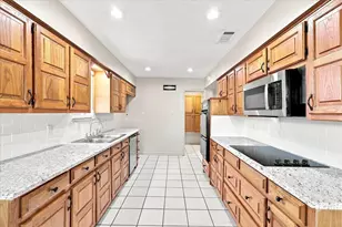 1903 Big Sky Dr, Lewisville, TX 75077 - Photo 10