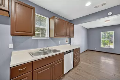 601 Royal Street, Cleburne, TX 76031 - Photo 6