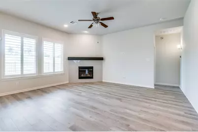 1407 Lone Eagle Way, Arlington, TX 76005 - Photo 6