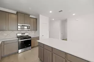 10937 Cacao Dr, Fort Worth, TX 76108 - Photo 6