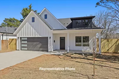 941 Robinhood Boulevard, Mesquite, TX 75149 - Photo 2