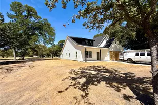 941 Robin Hood Blvd, Mesquite, TX 75149 - Photo 1