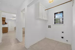 11125 Cactus Ln, Dallas, TX 75238 - Photo 34