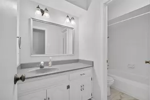 11125 Cactus Ln, Dallas, TX 75238 - Photo 32