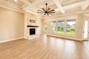 2083 Spieth St, Granbury, TX 76048 - Photo 8