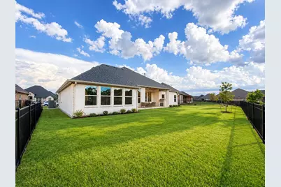 2083 Spieth Street, Granbury, TX 76048 - Photo 38