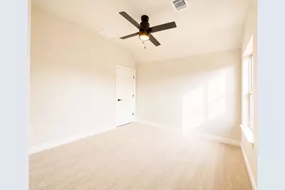 2083 Spieth Street, Granbury, TX 76048 - Photo 28