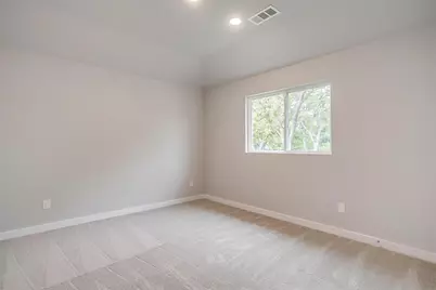 4532 Hogans Alley Drive, Arlington, TX 76001 - Photo 30