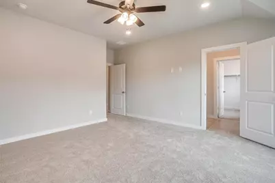 4532 Hogans Alley Drive, Arlington, TX 76001 - Photo 20