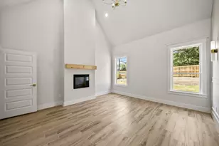3201 NW 33rd St, Fort Worth, TX 76106 - Photo 12