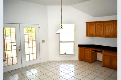 3112 Eastcrest Court, Fort Worth, TX 76105 - Photo 4