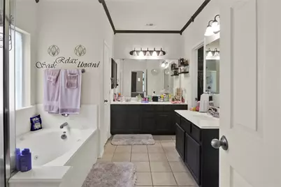 4951 Eyrie Court, Grand Prairie, TX 75052 - Photo 12