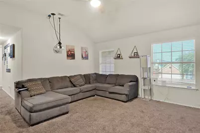 4951 Eyrie Court, Grand Prairie, TX 75052 - Photo 14