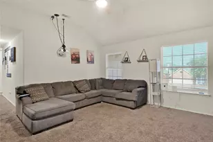 4951 Eyrie Ct, Grand Prairie, TX 75052 - Photo 14