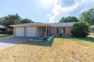2250 Shere Lynne Dr, Abilene, TX 79606 - Photo 2