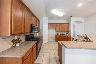 604 Beeman Dr, Arlington, TX 76002 - Photo 10