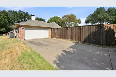 2910 Live Oak Drive, Rowlett, TX 75088 - Photo 38