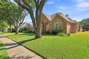 2910 Live Oak Dr, Rowlett, TX 75088 - Photo 2