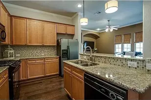 6718 Estrella, Irving, TX 75039 - Photo 4