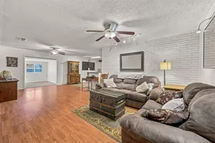 409 N Charlotte, Stephenville, TX 76401 - Photo 8