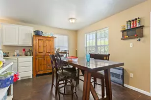 1929 S 14th St, Waco, TX 76706 - Photo 8