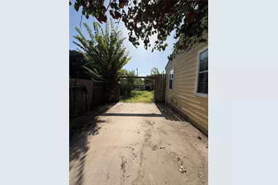715 Scott Drive, Arlington, TX 76012 - Photo 10