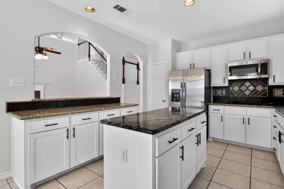 2806 Glenwick Court, Richardson, TX 75082 - Photo 10