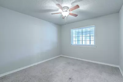 2759 Wentworth Drive, Grand Prairie, TX 75052 - Photo 18