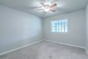 2759 Wentworth Dr, Grand Prairie, TX 75052 - Photo 18