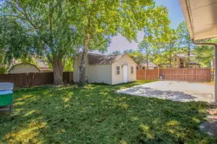 2759 Wentworth Dr, Grand Prairie, TX 75052 - Photo 28