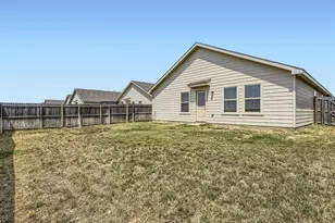 317 Blue Crow Ln, Fort Worth, TX 76052 - Photo 20