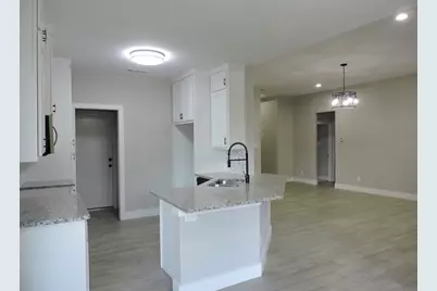 210 Holiday, Gun Barrel City, TX 75156 - Photo 4
