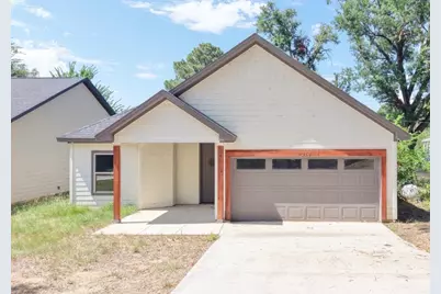 210 Holiday, Gun Barrel City, TX 75156 - Photo 2