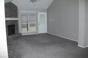 4735 Topaz Ln, Granbury, TX 76049 - Photo 6