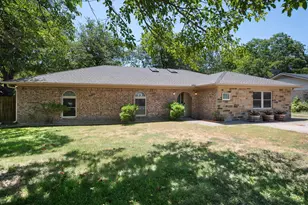 401 Hutson Dr, Corsicana, TX 75110 - Photo 30