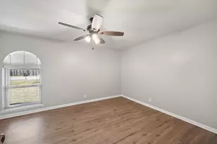 401 Hutson Dr, Corsicana, TX 75110 - Photo 18