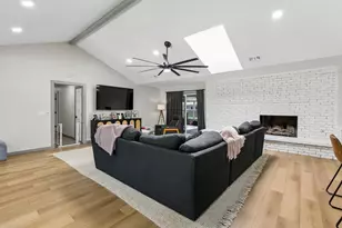 2408 Grandview Dr, Plano, TX 75075 - Photo 6