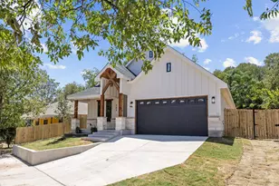 705 Cliff St, Fort Worth, TX 76164 - Photo 2